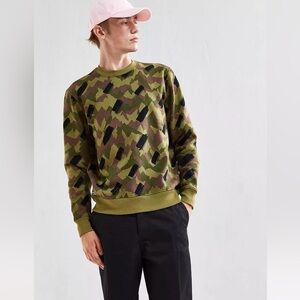 Lacoste Live Size small Camo Fleece Crew Neck Sweatshirt